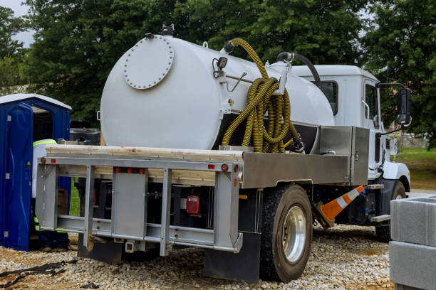 Best Luxury portable toilet rental  in New Bedford, PA